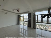 Beautiful light-filled apartment with no furniture is available now in The Vista