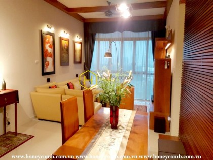 Such an elegant wooden furnished apartment in the Vista for rent