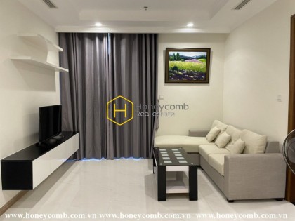 A whole new apartment in fresh white is now for rent at Vinhomes Central Park