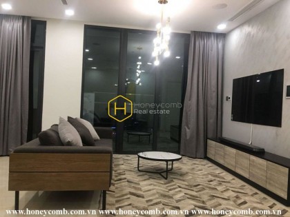 Well organised and modern furnished apartment in Vinhomes Golden RIver