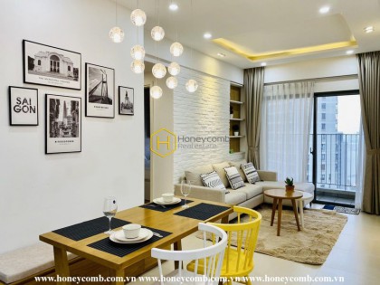 Visit a polished urban apartment in Masteri Thao Dien