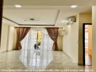 Shiny and unfurnised apartment in Tropic Garden for rent